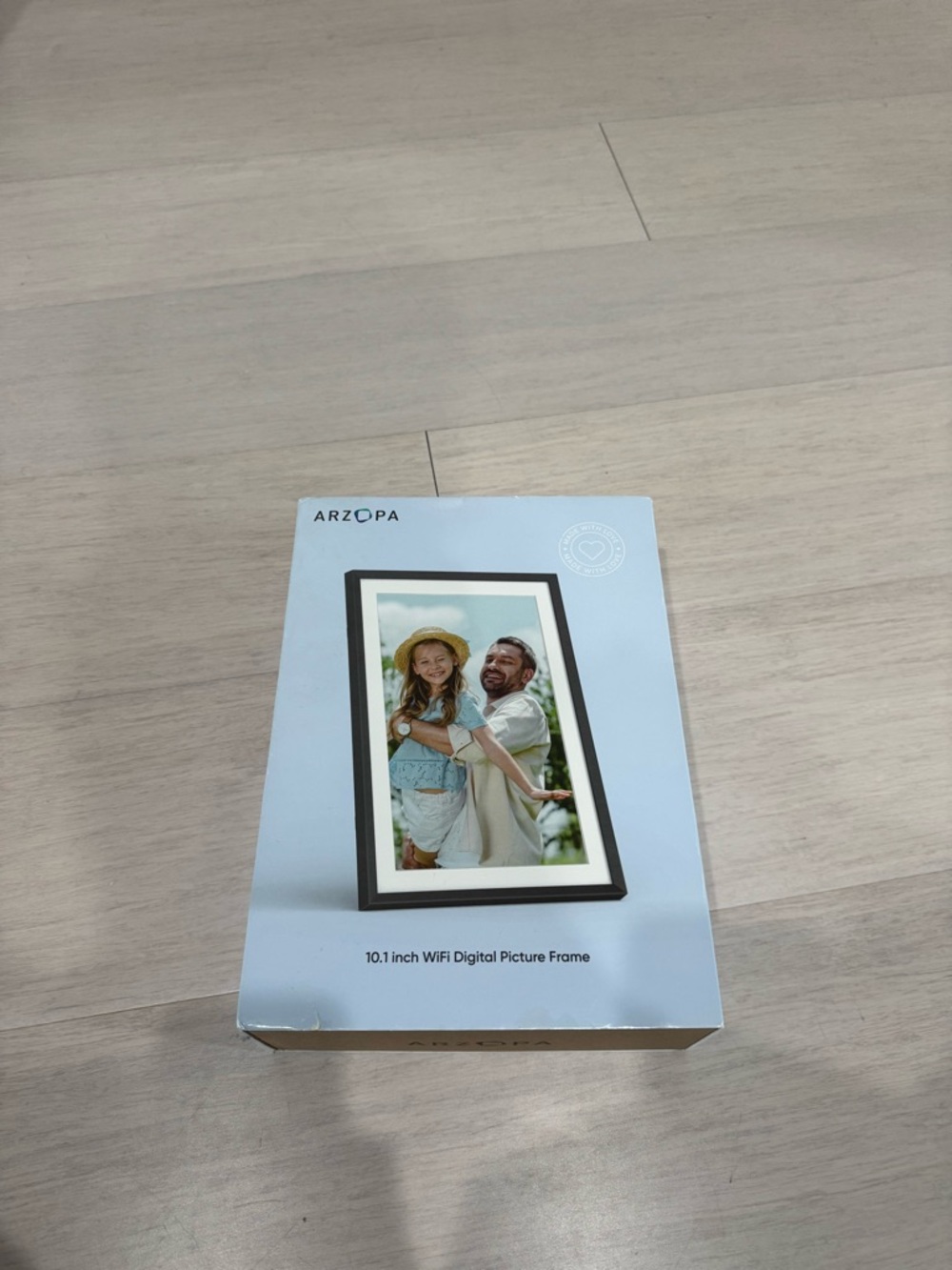 Perfect Gift WiFi Digital Picture Frame